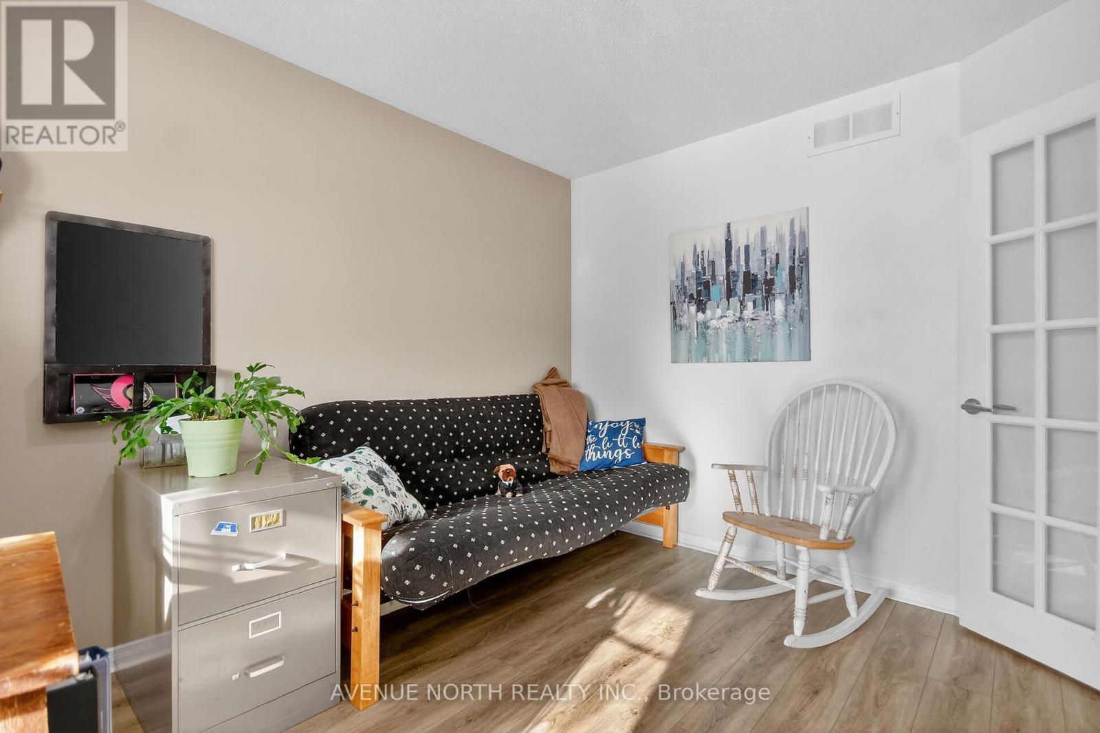 57 Macassa Circle, Ottawa, Ontario  K2T 1J8 - Photo 6 - X12827254