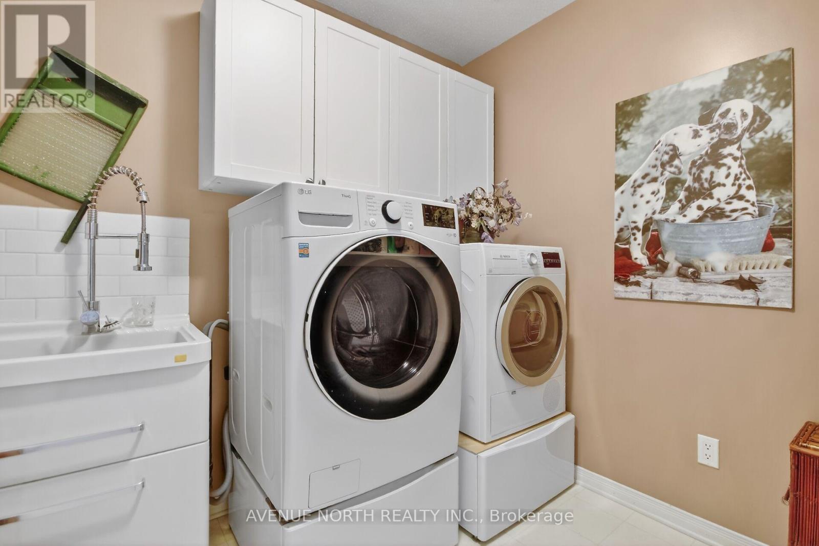 57 Macassa Circle, Ottawa, Ontario  K2T 1J8 - Photo 8 - X12827254