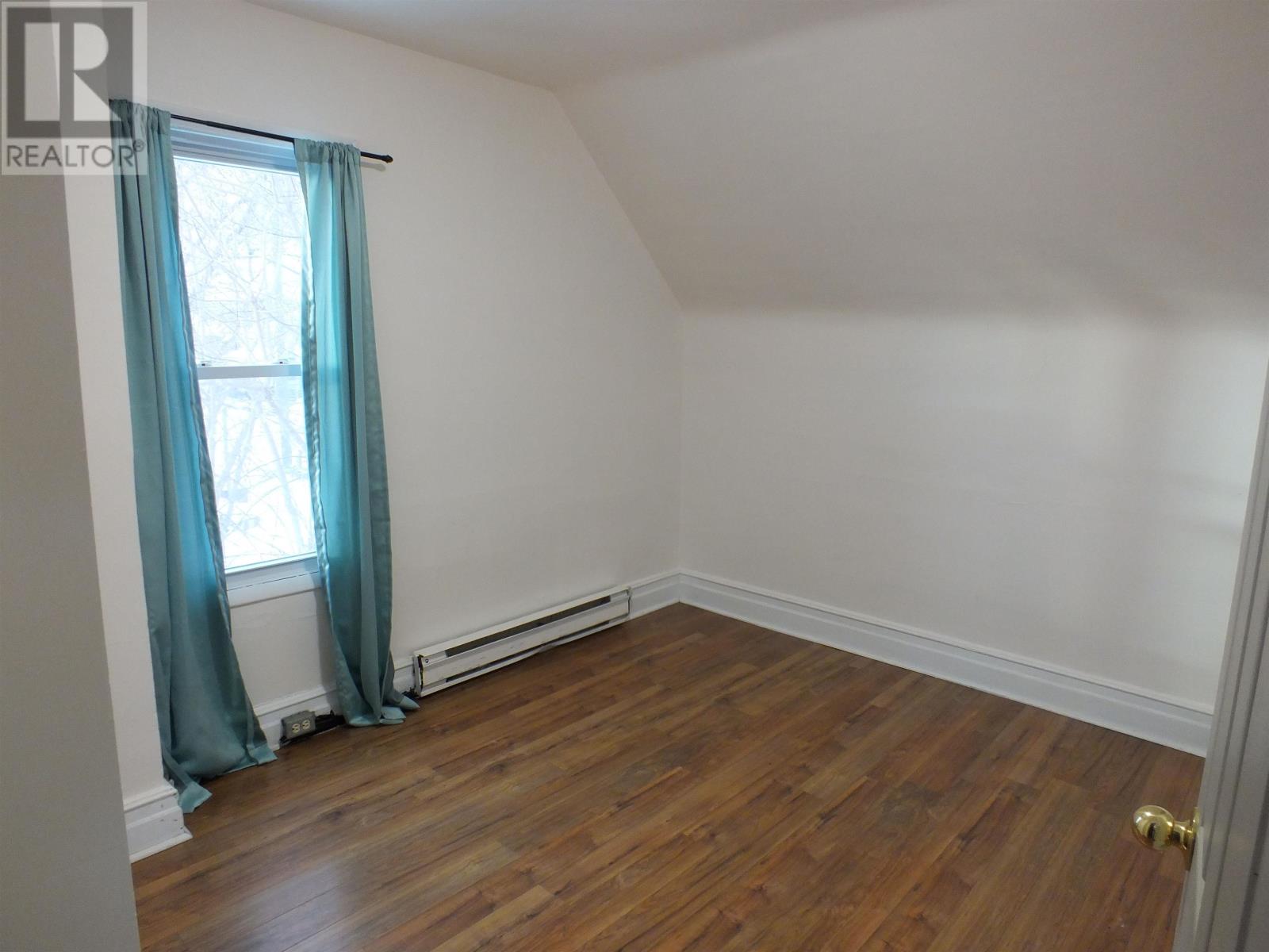 225 Balmoral St, Thunder Bay, Ontario  P7C 4J7 - Photo 16 - TB2600316