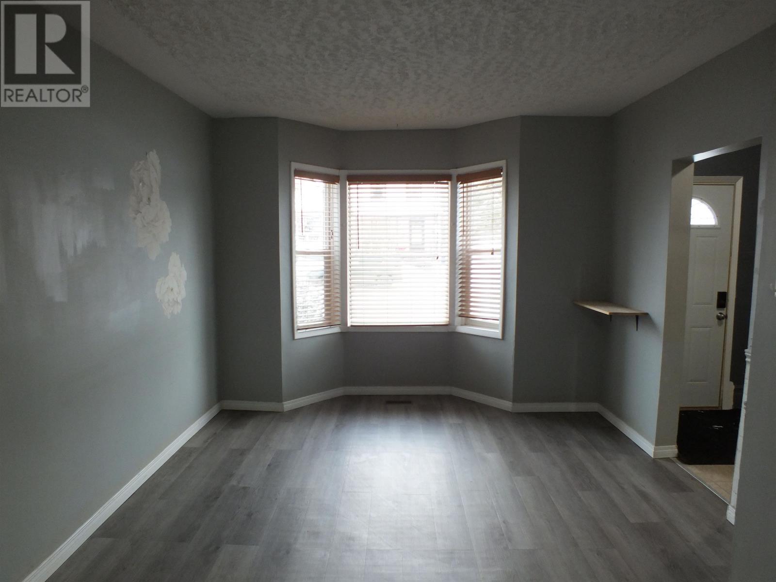 225 Balmoral St, Thunder Bay, Ontario  P7C 4J7 - Photo 3 - TB2600316