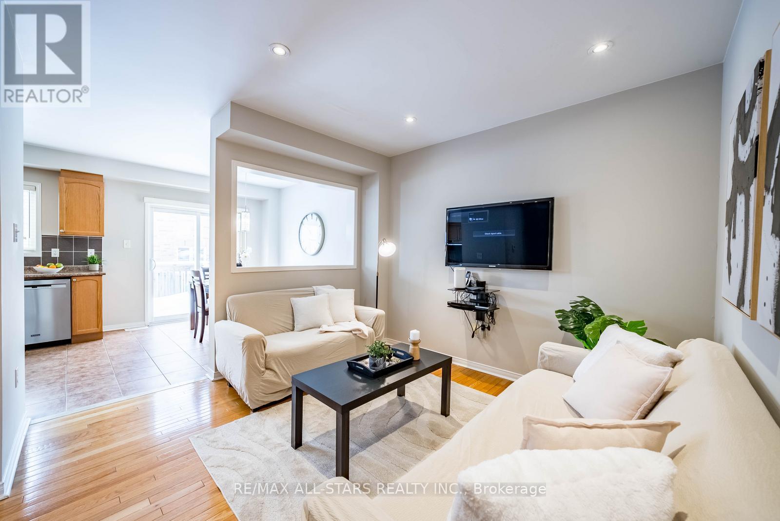 280 Sandale Road, Whitchurch-Stouffville, Ontario  L4A 0Y4 - Photo 8 - N12826986