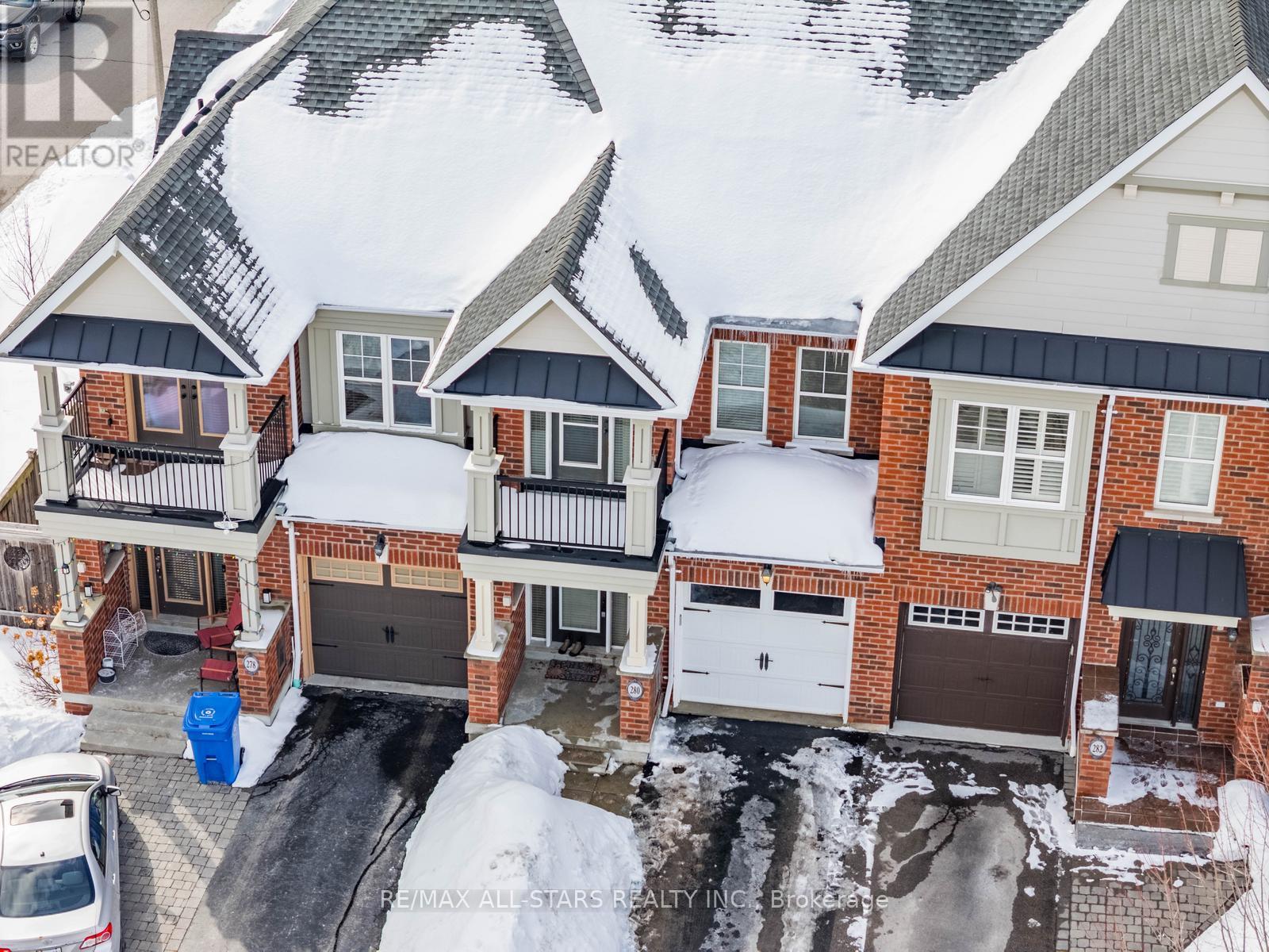 280 Sandale Road, Whitchurch-Stouffville, Ontario  L4A 0Y4 - Photo 3 - N12826986