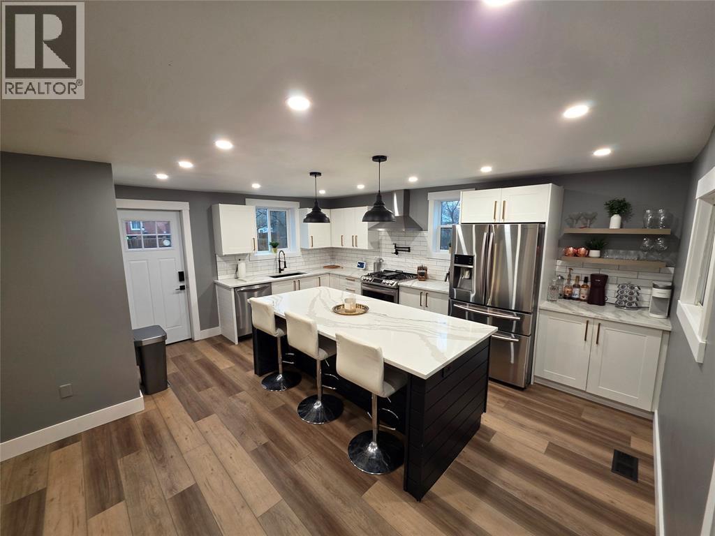 2565 Elizabeth Street, Oil Springs, Ontario  N0N 1P0 - Photo 13 - 25031658