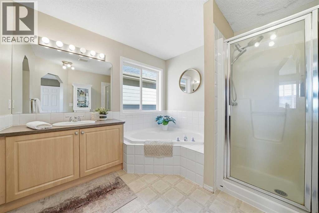 14 Kincora Drive Nw, Calgary, Alberta  T3R 1K8 - Photo 23 - A2280132