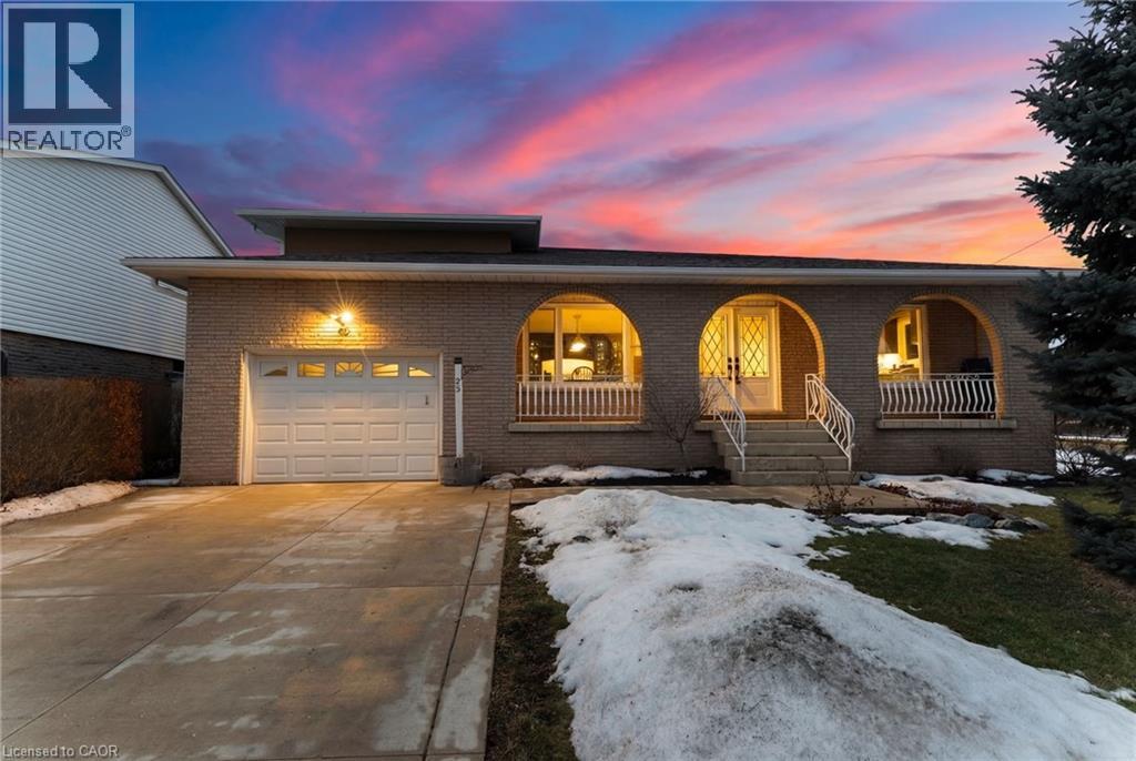 95 Ellington Avenue, Stoney Creek, Ontario  L8E 3T5 - Photo 1 - 40806502