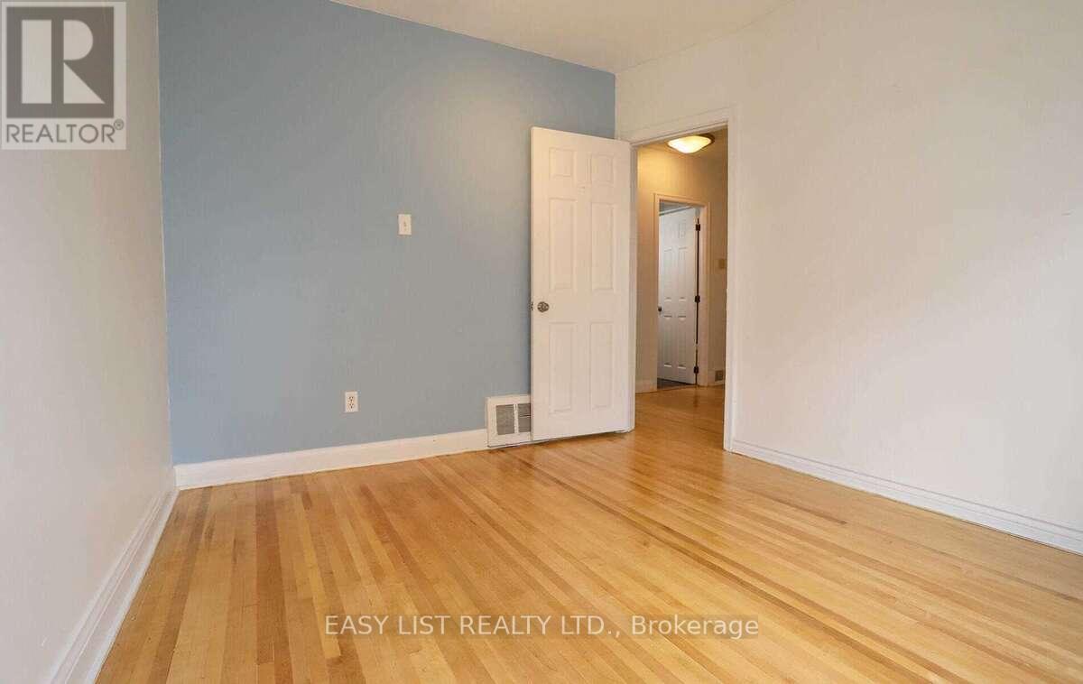 35 Anndale Drive, Toronto, Ontario  M2N 2W9 - Photo 3 - C12827226