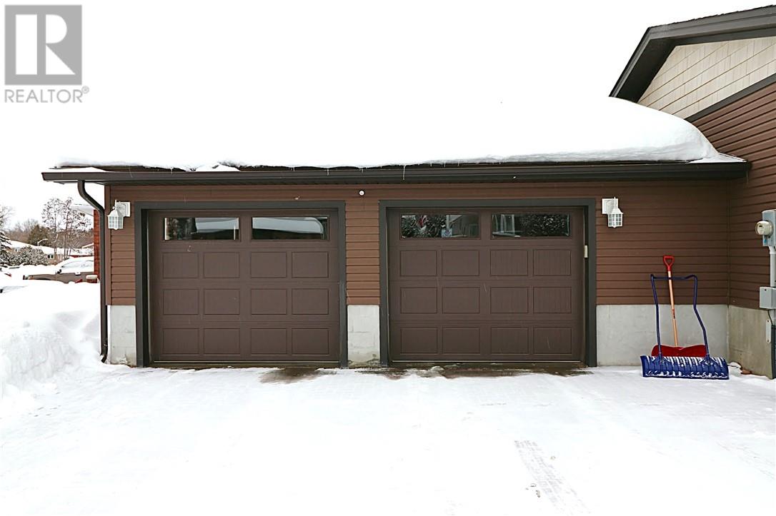 737 Beatrice Crescent, Sudbury, Ontario  P3A 5E5 - Photo 4 - 2126454