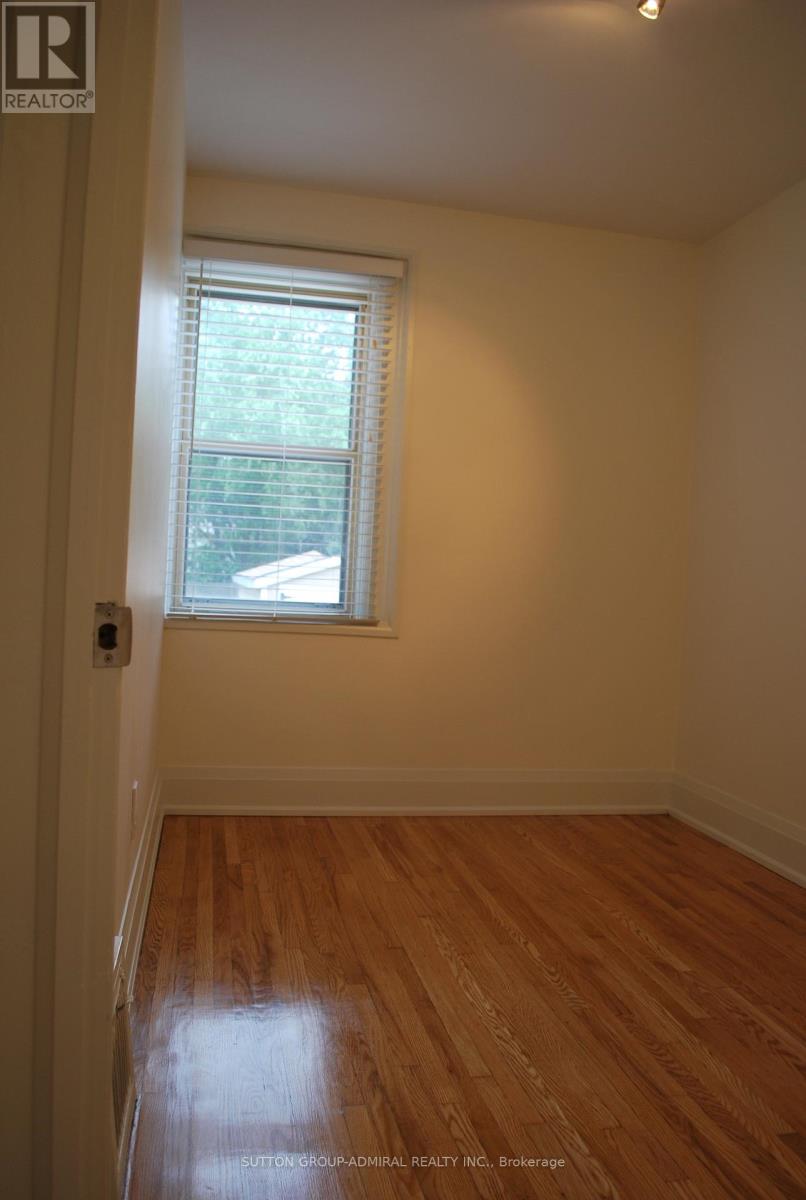 89 Rumsey Road, Toronto, Ontario  M4G 1P1 - Photo 19 - C12811358