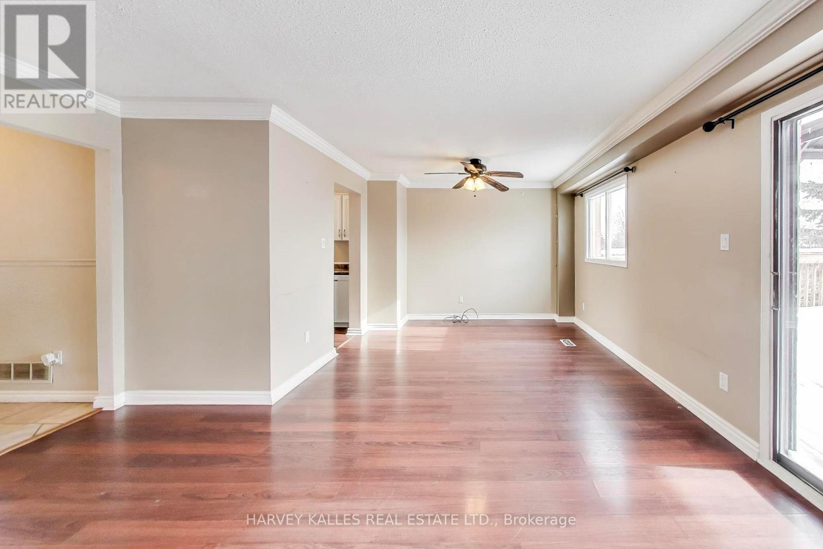 318 Hansen Boulevard, Orangeville, Ontario  L9W 4M2 - Photo 5 - W12824418