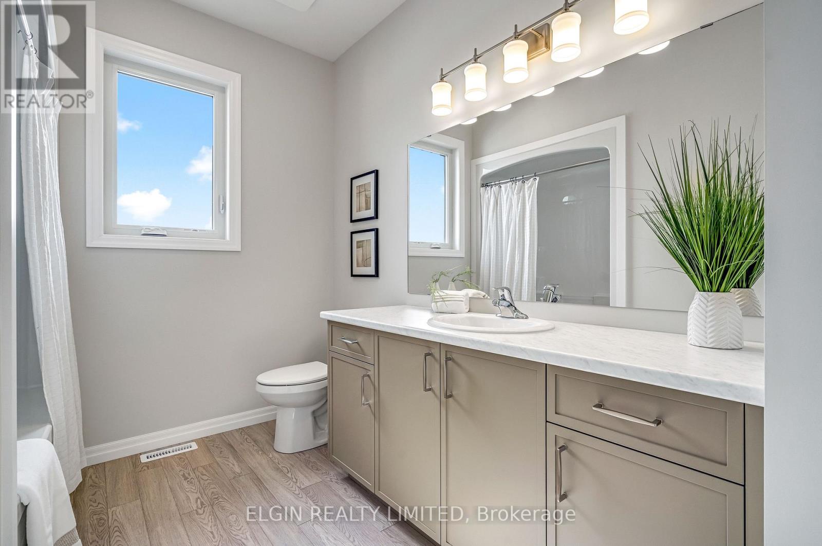 33 Hemlock Crescent, Aylmer, Ontario  N5H 0C1 - Photo 7 - X12182167