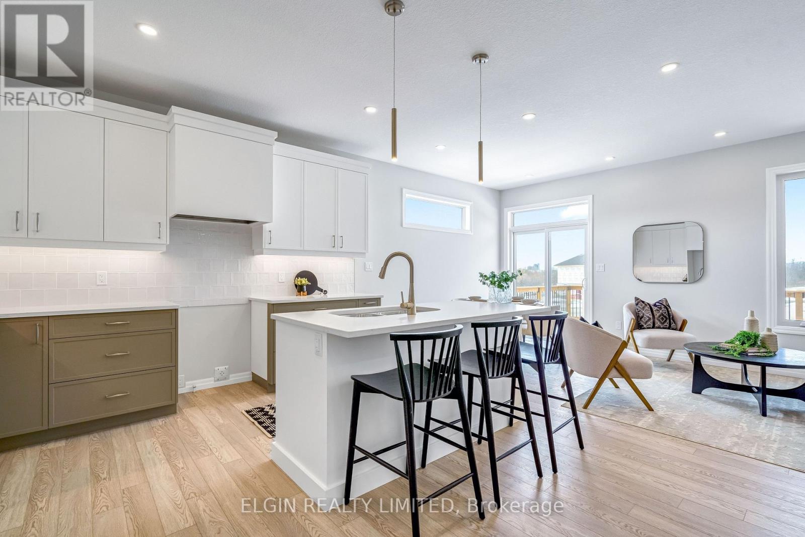 33 Hemlock Crescent, Aylmer, Ontario  N5H 0C1 - Photo 9 - X12182167