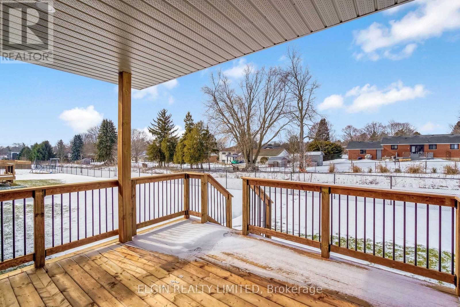 47 Lark Street, Tillsonburg, Ontario  N4G 0K8 - Photo 3 - X12714206