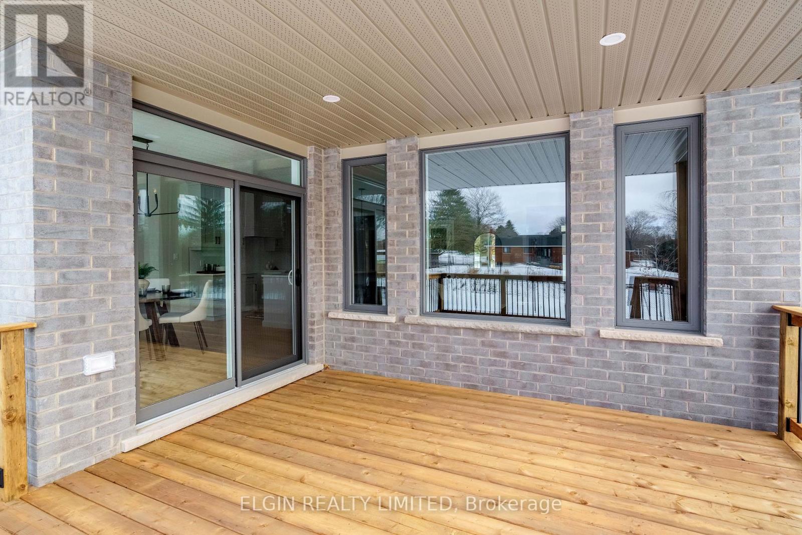 47 Lark Street, Tillsonburg, Ontario  N4G 0K8 - Photo 4 - X12714206