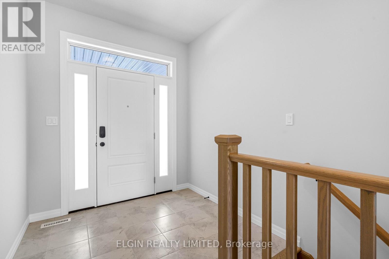 47 Lark Street, Tillsonburg, Ontario  N4G 0K8 - Photo 5 - X12714206