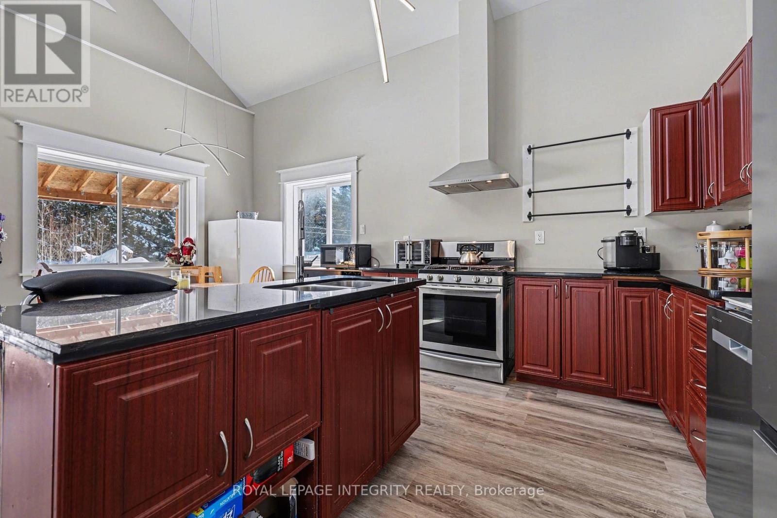 154 Proulx Lane, Lanark Highlands, Ontario  K0G 1K0 - Photo 18 - X12819150