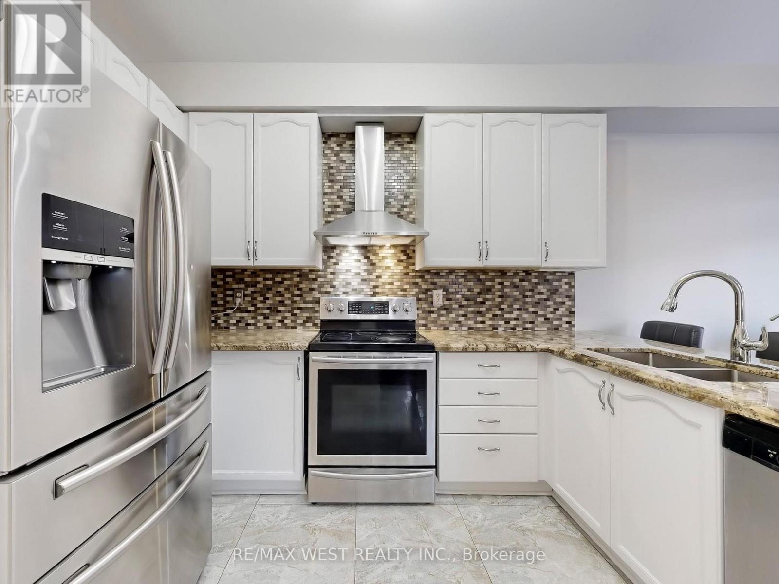 56 Planter Crescent, Vaughan, Ontario  L4H 2V5 - Photo 16 - N12827252