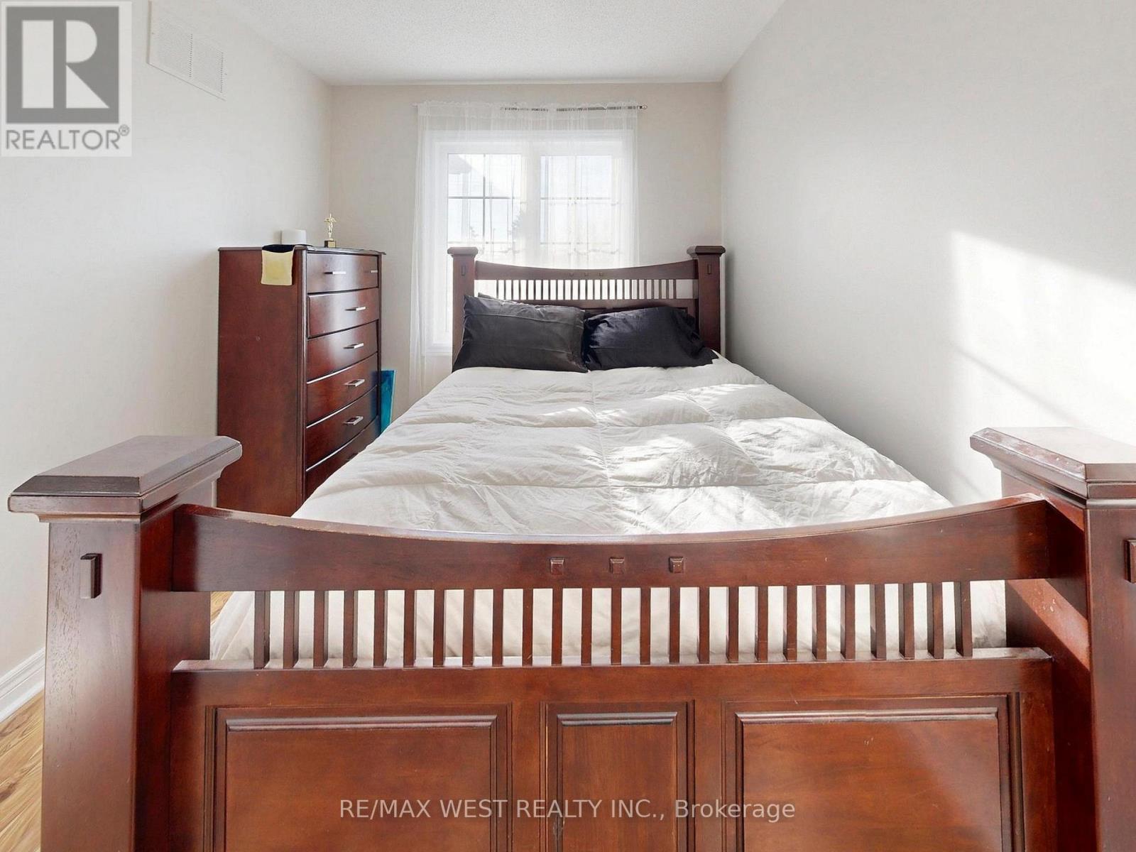 56 Planter Crescent, Vaughan, Ontario  L4H 2V5 - Photo 36 - N12827252