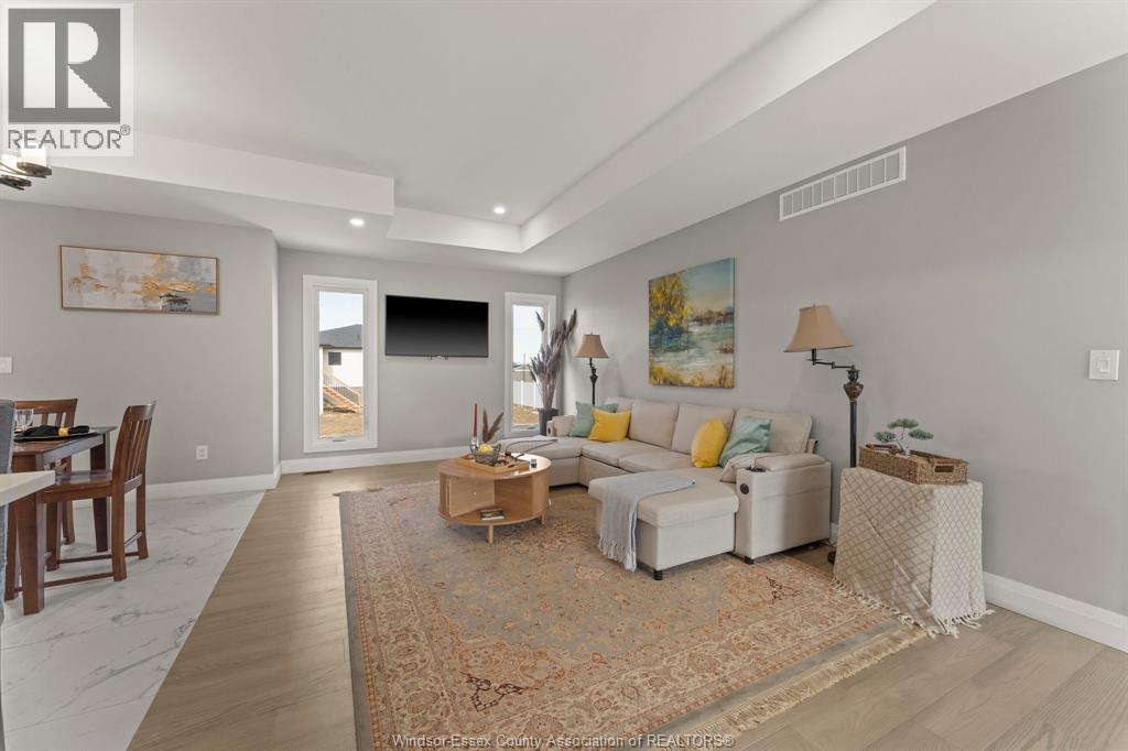 4403 Belmont Avenue, Comber, Ontario N0P 1J0 - Photo 4 - 26001458