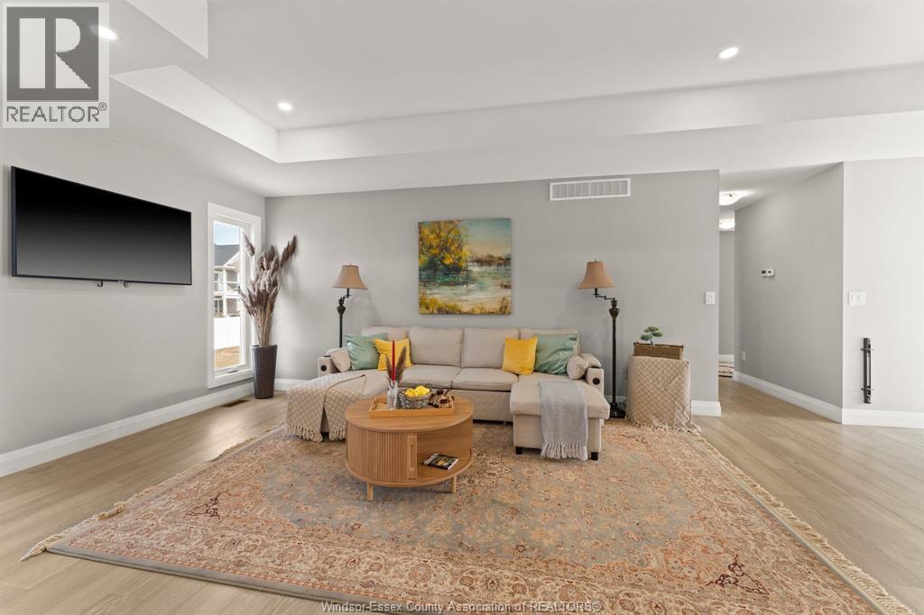 4403 Belmont Avenue, Comber, Ontario N0P 1J0 - Photo 5 - 26001458