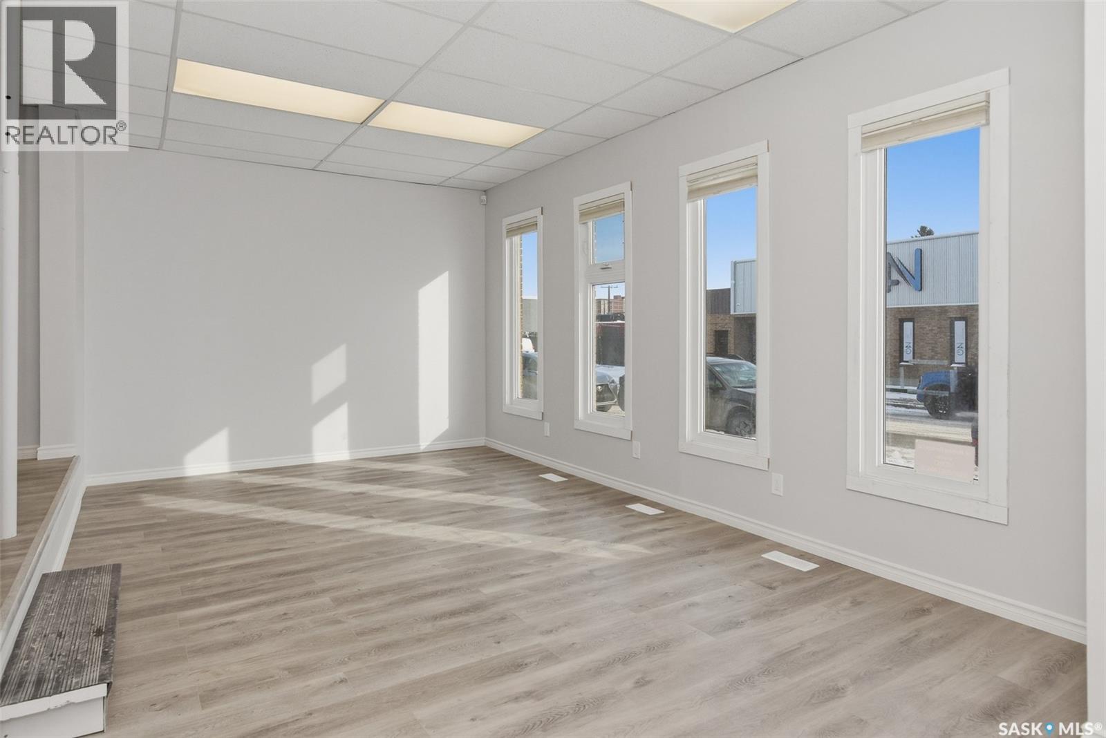 1358 Cornwall Street, Regina, Saskatchewan  S4R 2H5 - Photo 5 - SK027913