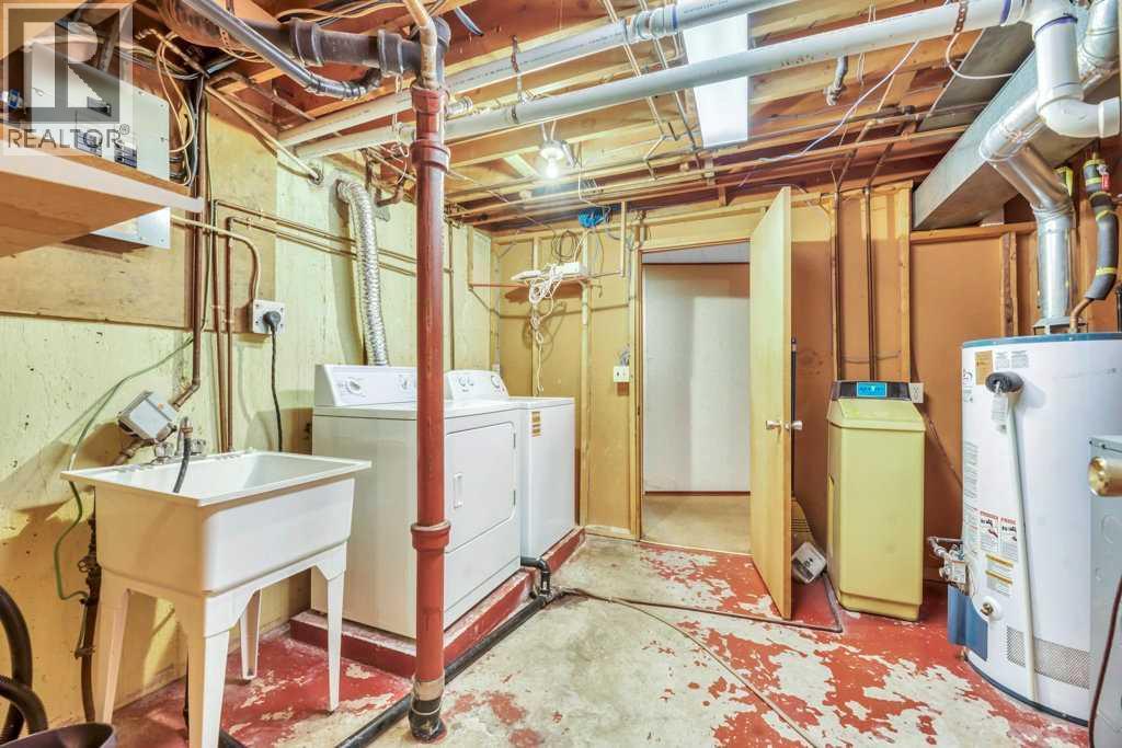 30 Butler Crescent Nw, Calgary, Alberta  T2L 1K3 - Photo 23 - A2270198