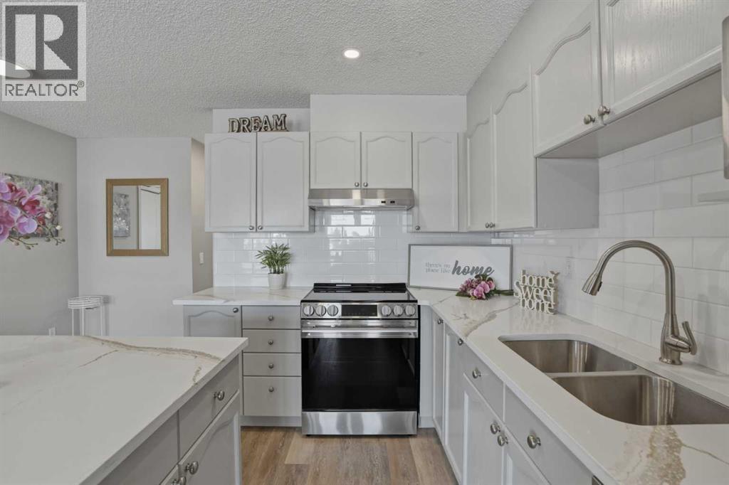 302, 3 Somervale View Sw, Calgary, Alberta  T2Y 4A9 - Photo 9 - A2284231