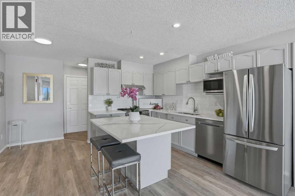 302, 3 Somervale View Sw, Calgary, Alberta  T2Y 4A9 - Photo 5 - A2284231