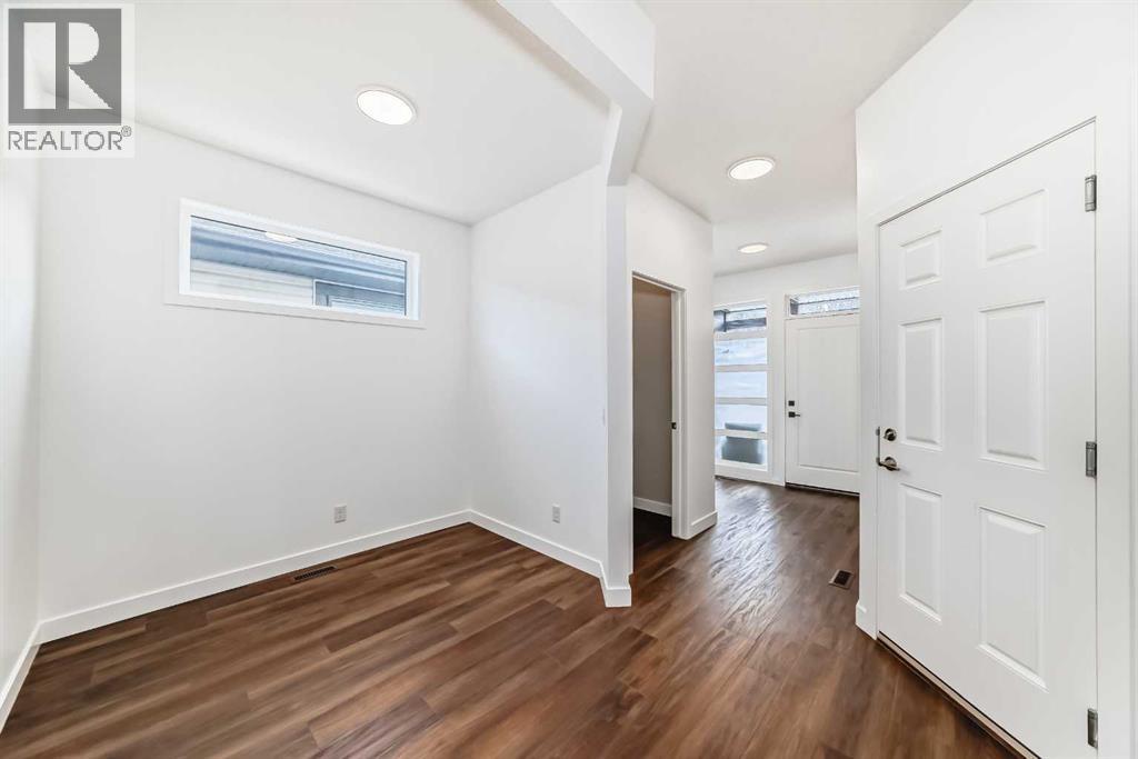 63 Riviera Court, Cochrane, Alberta  T4C 2V8 - Photo 18 - A2286903