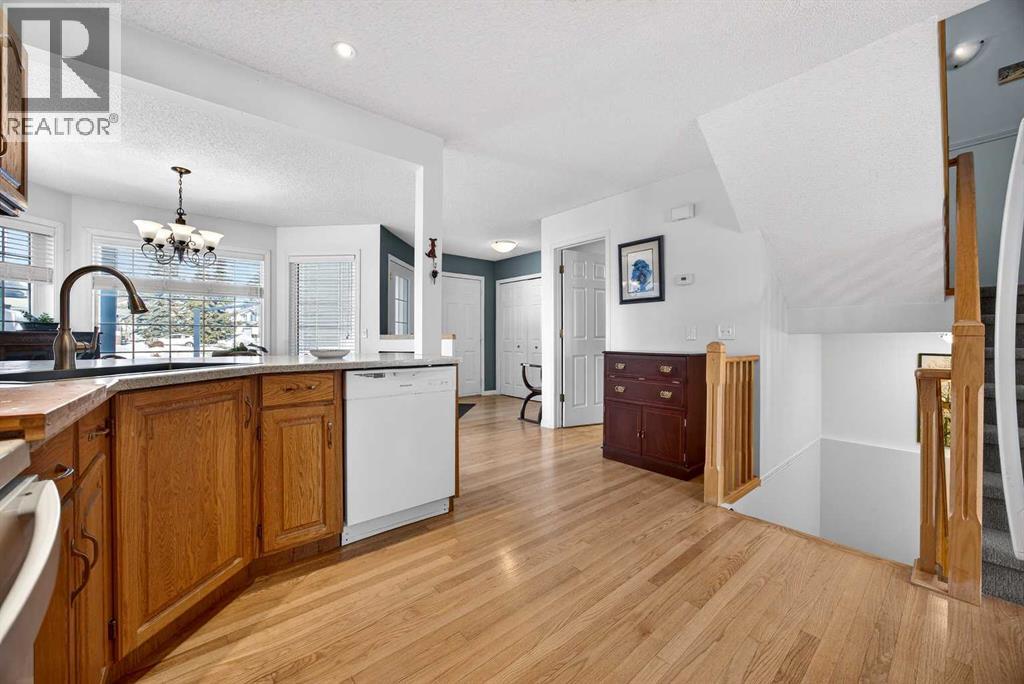 501 Citadel Terrace Nw, Calgary, Alberta  T3G 3X3 - Photo 7 - A2289022