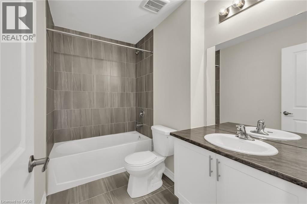 19 Picardy Drive Unit# 32, Stoney Creek, Ontario  L8J 0M7 - Photo 29 - 40803965