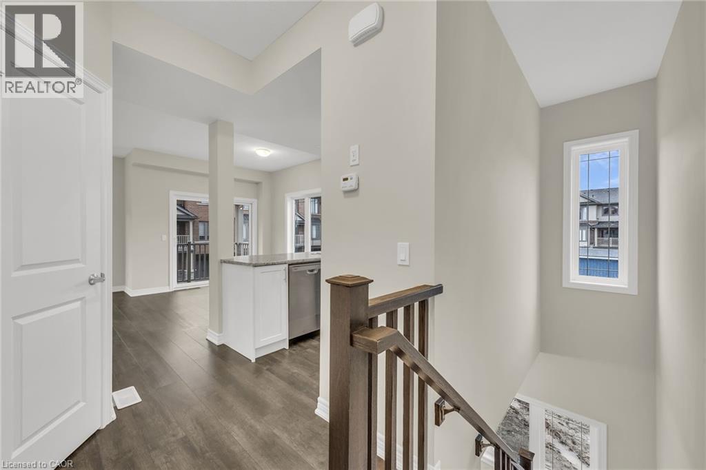 19 Picardy Drive Unit# 32, Stoney Creek, Ontario  L8J 0M7 - Photo 27 - 40803965