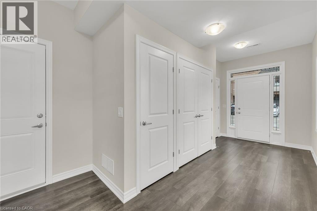 19 Picardy Drive Unit# 32, Stoney Creek, Ontario  L8J 0M7 - Photo 34 - 40803965
