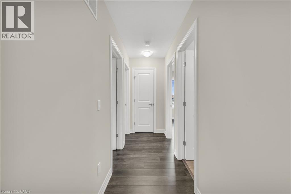 19 Picardy Drive Unit# 32, Stoney Creek, Ontario  L8J 0M7 - Photo 28 - 40803965