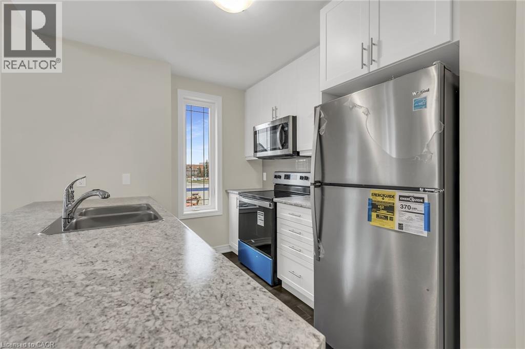 19 Picardy Drive Unit# 32, Stoney Creek, Ontario  L8J 0M7 - Photo 7 - 40803965
