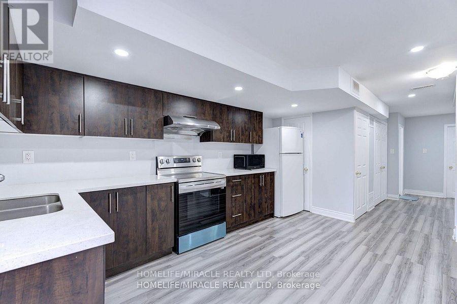 Basement - 4 Dalia Street, Brampton, Ontario  L6X 0L7 - Photo 3 - W12827178