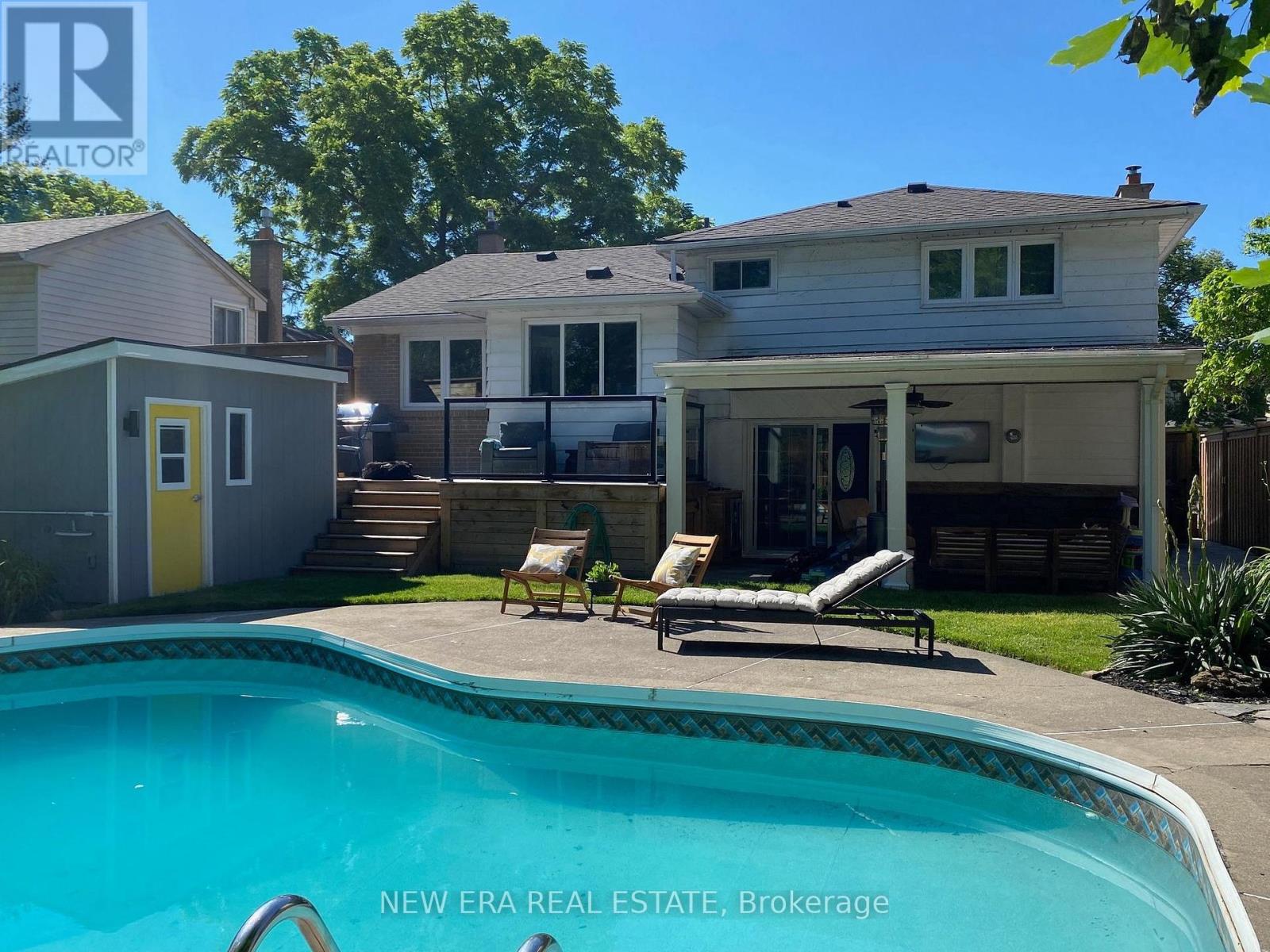 2611 TRUSCOTT DRIVE, Mississauga, Ontario