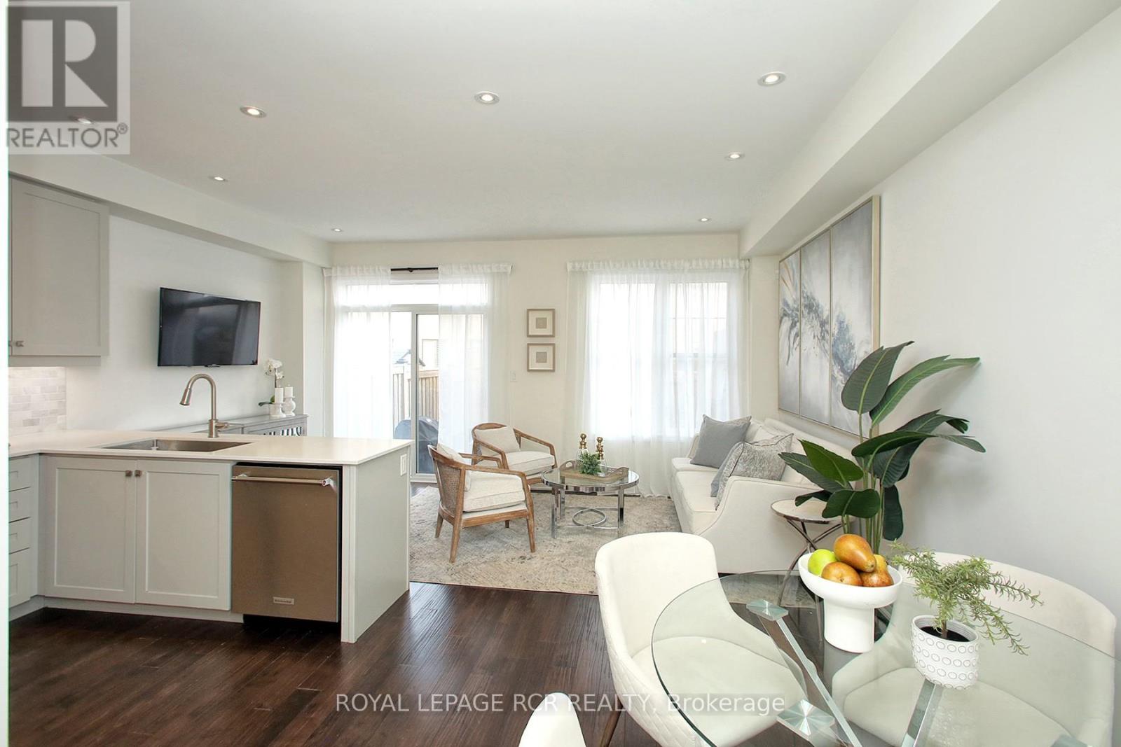 16 True Blue Crescent, Caledon, Ontario  L7E 4K6 - Photo 5 - W12827218