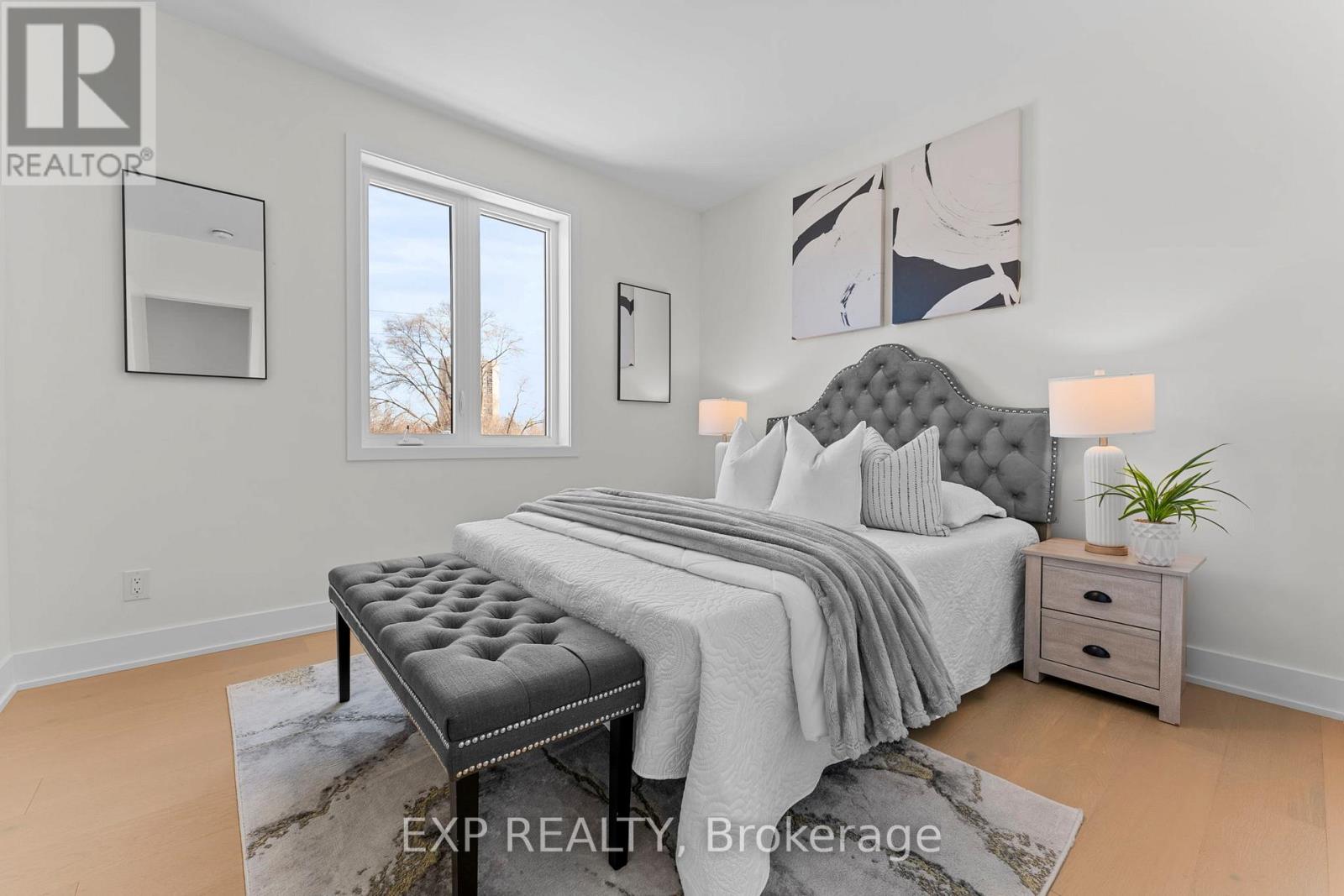 124 Dunbar Road, Mississauga, Ontario  L5B 1G7 - Photo 35 - W12827234