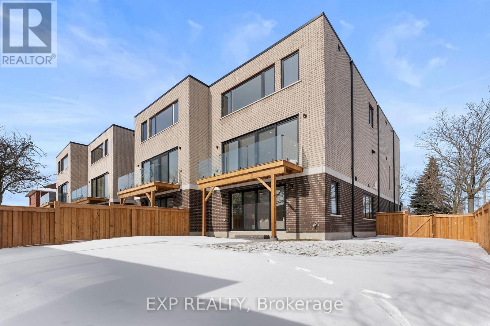 124 Dunbar Road, Mississauga, Ontario  L5B 1G7 - Photo 46 - W12827234