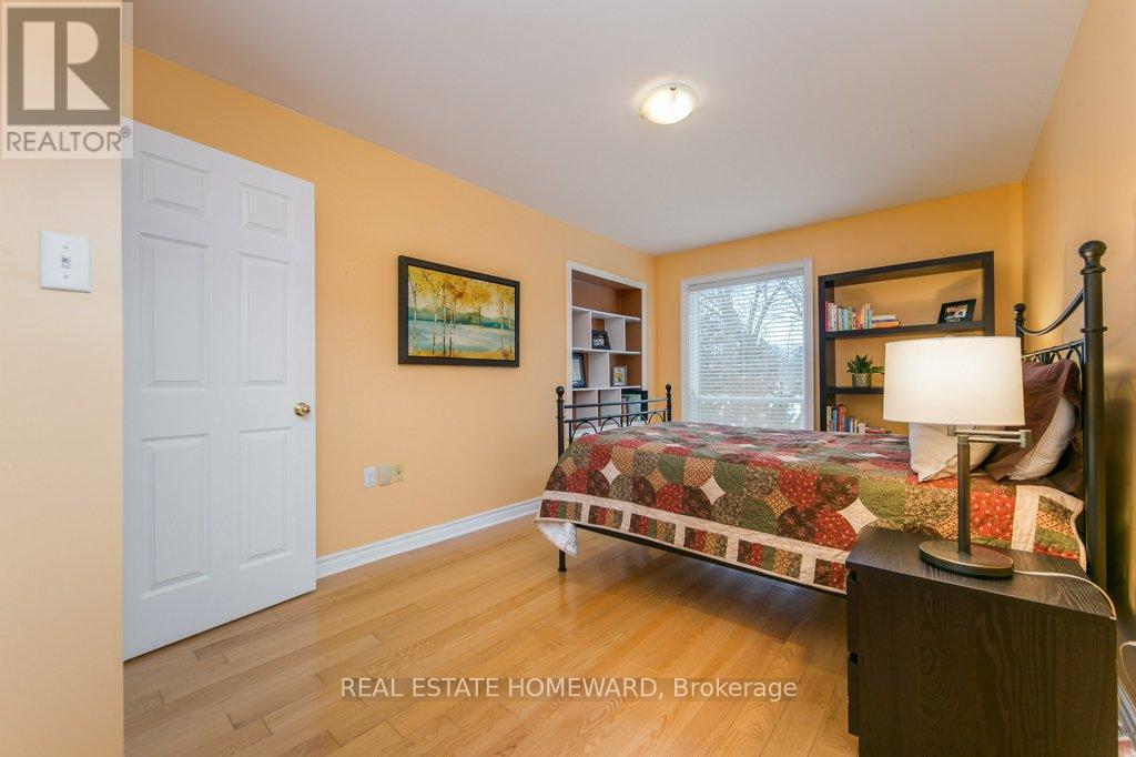 87 Ashbourne Drive, Toronto, Ontario  M9B 4H6 - Photo 23 - W12827242