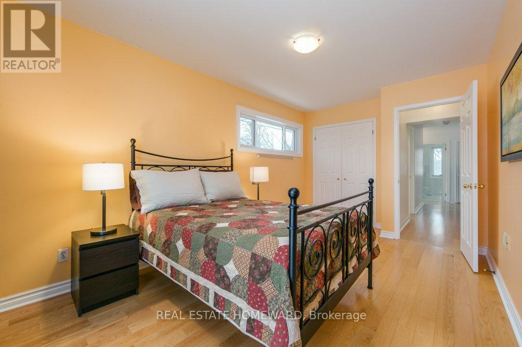 87 Ashbourne Drive, Toronto, Ontario  M9B 4H6 - Photo 24 - W12827242