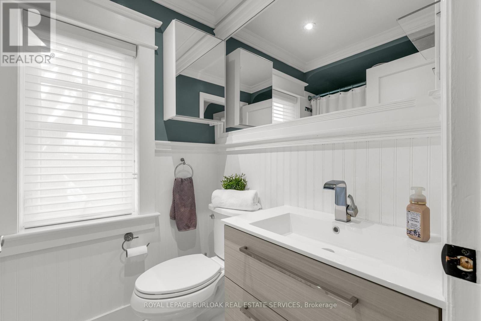 605 Emerald Street, Burlington, Ontario  L7R 2P3 - Photo 22 - W12827248