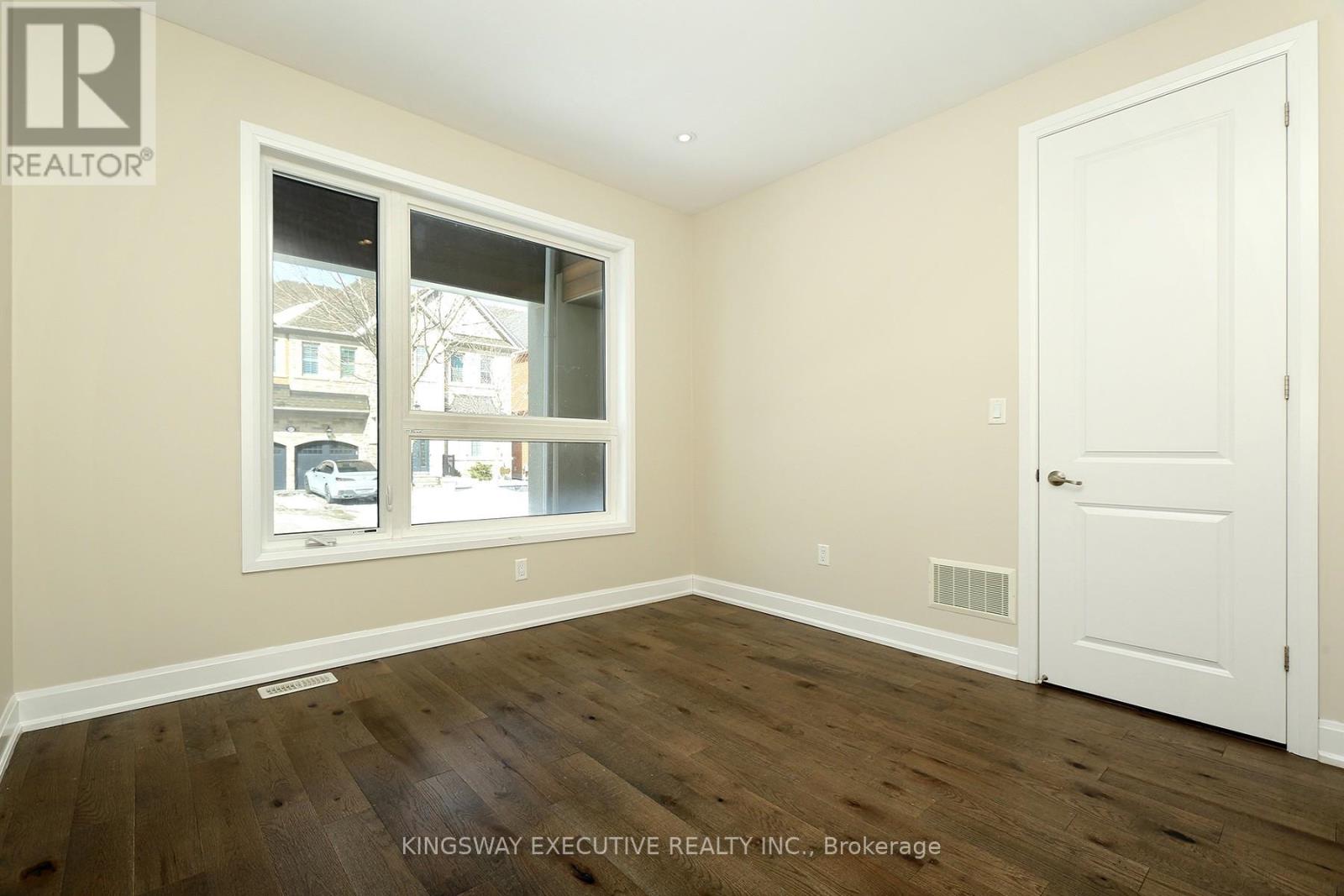 224 Cherryhurst Road, Oakville, Ontario  L6H 0W1 - Photo 21 - W12827258