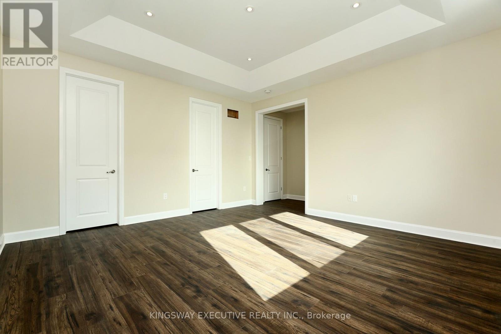 224 Cherryhurst Road, Oakville, Ontario  L6H 0W1 - Photo 25 - W12827258