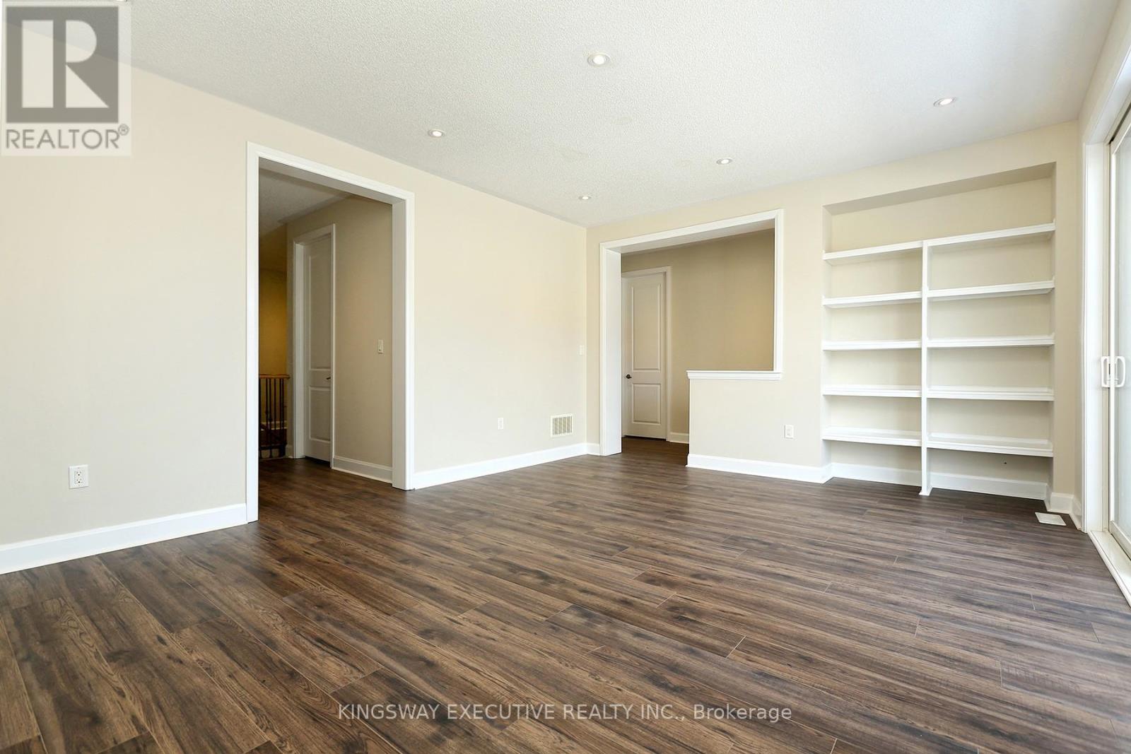 224 Cherryhurst Road, Oakville, Ontario  L6H 0W1 - Photo 37 - W12827258