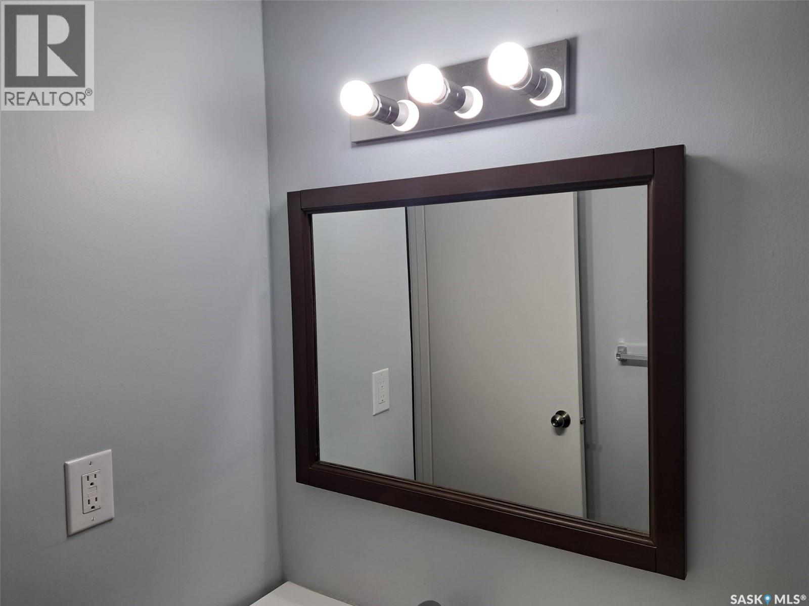 3629 Centennial Drive, Saskatoon, Saskatchewan  S7L 5E9 - Photo 9 - SK029240