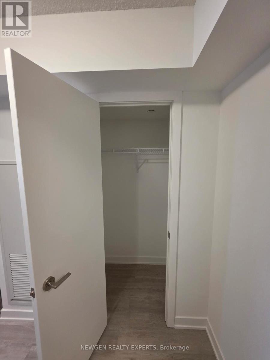 2009 - 1010 Sandy Beach Road, Pickering, Ontario  L1W 3V9 - Photo 10 - E12826998