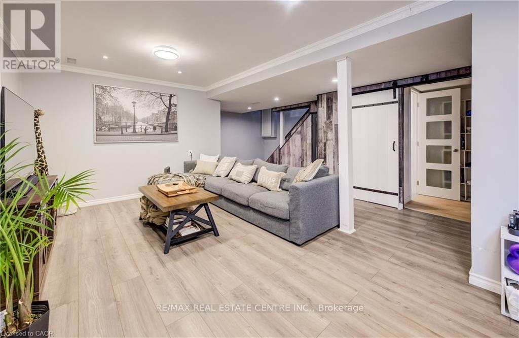 35 Glendan Court, Cambridge, Ontario  N1R 7N4 - Photo 49 - X12827180