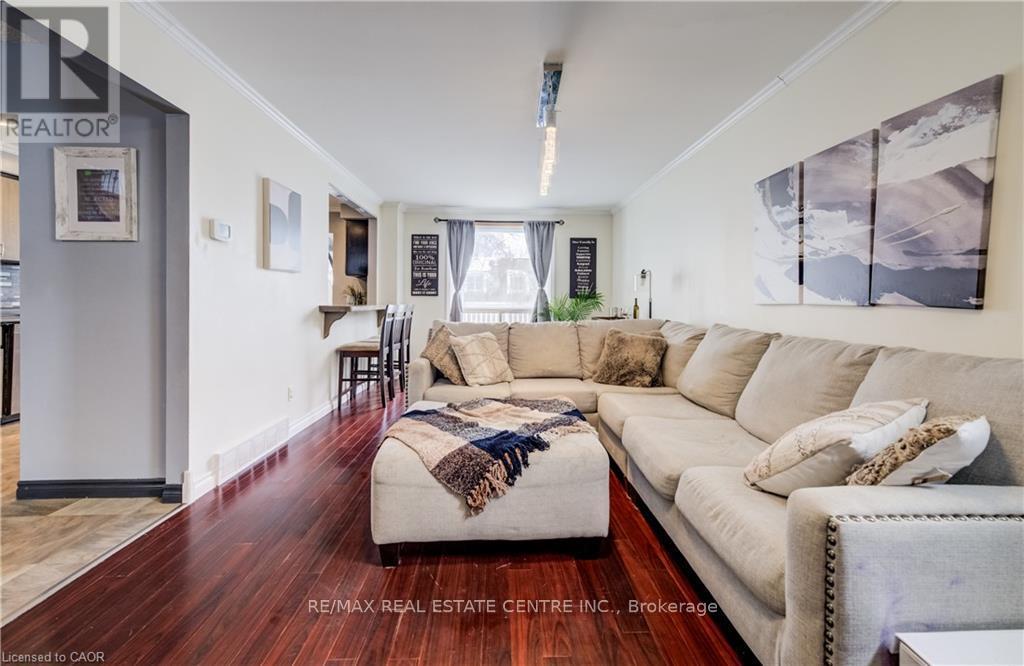 35 Glendan Court, Cambridge, Ontario  N1R 7N4 - Photo 7 - X12827180