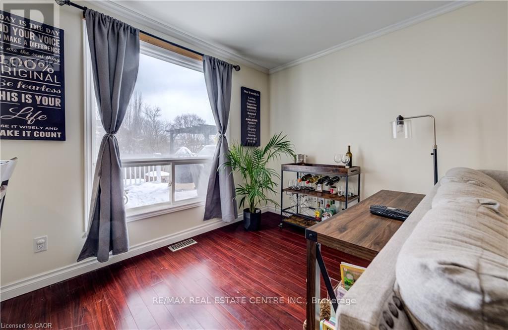 35 Glendan Court, Cambridge, Ontario  N1R 7N4 - Photo 9 - X12827180